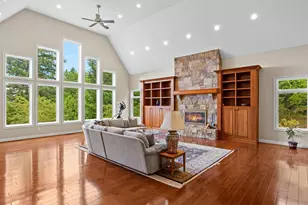 8801 SE Walnut Dr, Amity, OR 97101 - Photo 11