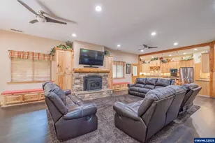 39844 McDowell Creek Dr, Lebanon, OR 97355 - Photo 17