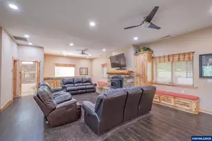 39844 McDowell Creek Dr, Lebanon, OR 97355 - Photo 7