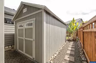 1779 SE Academy St, Dallas, OR 97338 - Photo 27