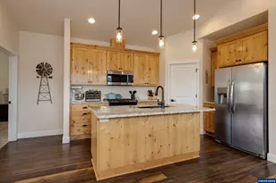 1779 SE Academy St, Dallas, OR 97338 - Photo 5