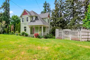 1067 Oak St, Silverton, OR 97381 - Photo 3