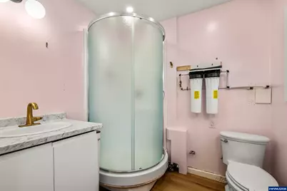 1067 Oak St, Silverton, OR 97381 - Photo 37