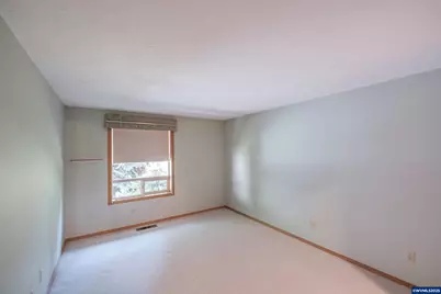 2724 Cedarwood Ct SE, Albany, OR 97322 - Photo 13