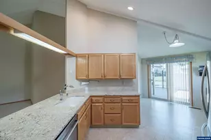 2724 Cedarwood Ct SE, Albany, OR 97322 - Photo 19