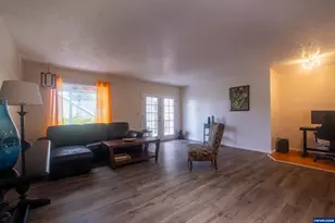 541 SE Oar Ave, Lincoln City, OR 97367 - Photo 23