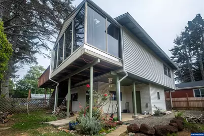 541 SE Oar Av, Lincoln City, OR 97367 - Photo 43