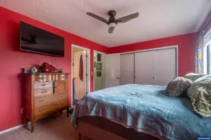 541 SE Oar Ave, Lincoln City, OR 97367 - Photo 13