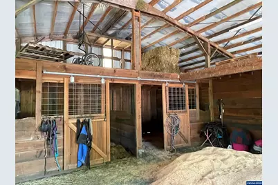 24291 SW Rogers Rd, Sheridan, OR 97378 - Photo 23