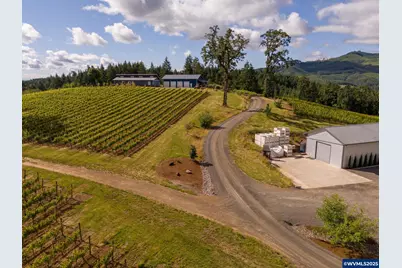 12000 NW Old Wagon Rd, Carlton, OR 97111 - Photo 9