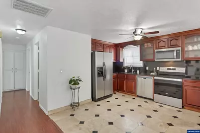 1233 Scepter Wy NE, Salem, OR 97301 - Photo 19