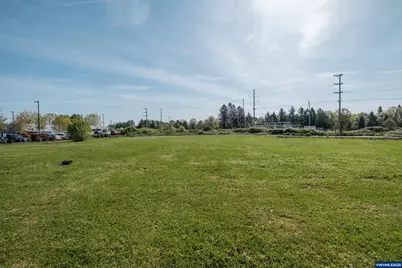 800 (Next To) NE Circle Bl, Corvallis, OR 97330 - Photo 15