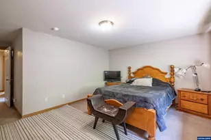 39042 Mt Hope Dr, Lebanon, OR 97355 - Photo 7