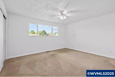 611 NE Bockes Lp, Sheridan, OR 97378 - Photo 35