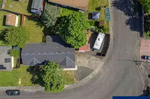 611 NE Bockes Lp, Sheridan, OR 97378 - Photo 11