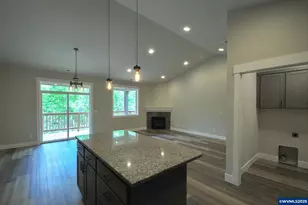 257 NW Douglas (-259) St, Dallas, OR 97338 - Photo 5