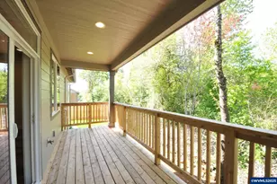 257 NW Douglas (-259) St, Dallas, OR 97338 - Photo 23