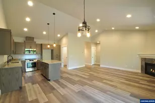 257 NW Douglas (-259) St, Dallas, OR 97338 - Photo 21