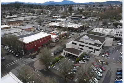 300 SW 2nd St, Corvallis, OR 97333 - Photo 7