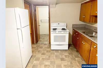 300 SW 2nd St, Corvallis, OR 97333 - Photo 29