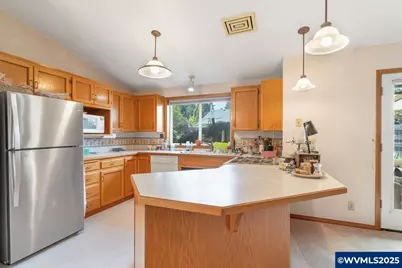 1325 Roseway Ct SE, Salem, OR 97302 - Photo 15