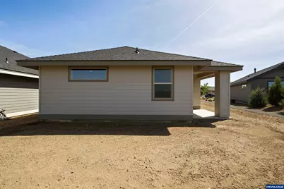 2525 NW Redwood Cir, Redmond, OR 97756 - Photo 5