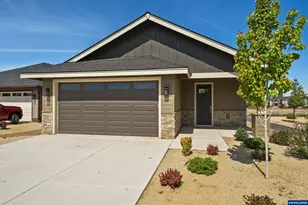 2633 NW Redwood Cir, Redmond, OR 97756 - Photo 3