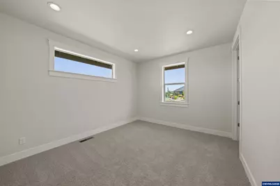 2633 NW Redwood Cir, Redmond, OR 97756 - Photo 21