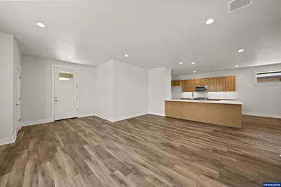 2633 NW Redwood Cir, Redmond, OR 97756 - Photo 11