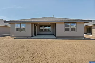 2622 NW Redwood Cir, Redmond, OR 97756 - Photo 5