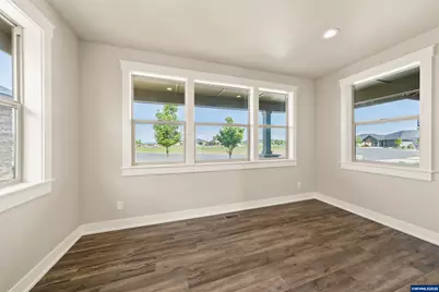 2528 NW Redwood Cir, Redmond, OR 97756 - Photo 17