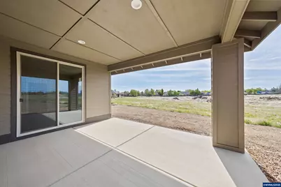 2528 NW Redwood Cir, Redmond, OR 97756 - Photo 7