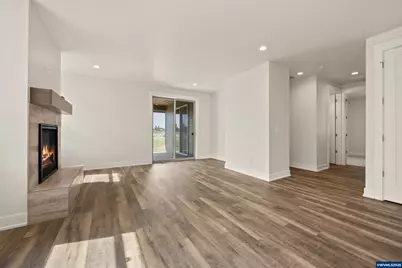 2366 NW Redwood Av, Redmond, OR 97756 - Photo 13