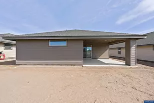 2366 NW Redwood Ave, Redmond, OR 97756 - Photo 5