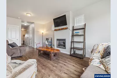 760 S 16th St, Philomath, OR 97370 - Photo 9