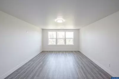 36953 Victory Dr, Lebanon, OR 97355 - Photo 17