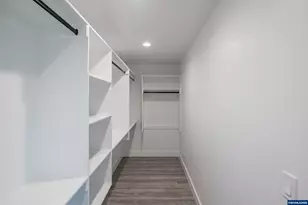 36953 Victory Dr, Lebanon, OR 97355 - Photo 15