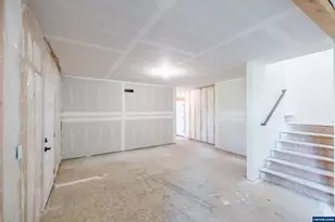 36953 Victory Dr, Lebanon, OR 97355 - Photo 29