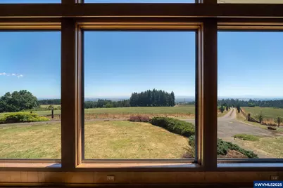 3375 Eagle Crest Rd NW, Salem, OR 97304 - Photo 9