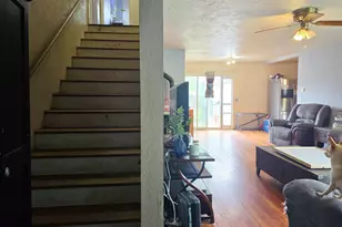 1129 1st Ave, Sweet Home, OR 97386 - Photo 3