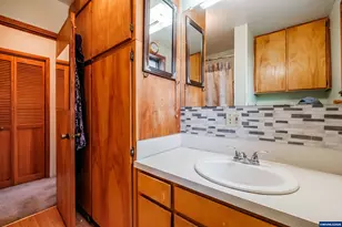 14350 Salt Creek Rd, Dallas, OR 97338 - Photo 19