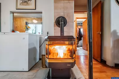 14350 Salt Creek Rd, Dallas, OR 97338 - Photo 15