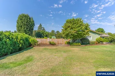 32008 Moss St, Lebanon, OR 97355 - Photo 11