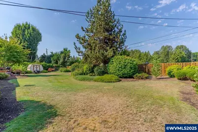 32008 Moss St, Lebanon, OR 97355 - Photo 9