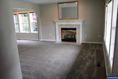 2038 West Park Ct NW, Salem, OR 97304 - Photo 9