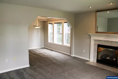 2038 West Park Ct NW, Salem, OR 97304 - Photo 11