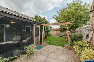 338 NW Foxglove St, Dallas, OR 97338 - Photo 39