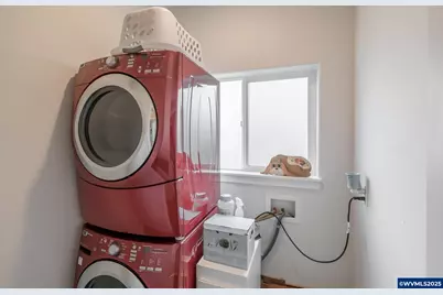 338 NW Foxglove St, Dallas, OR 97338 - Photo 27