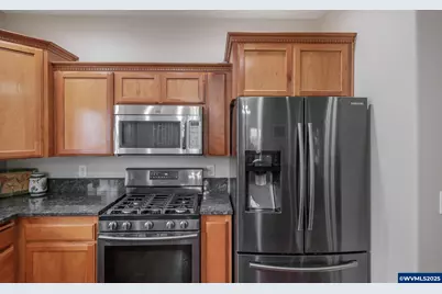 338 NW Foxglove St, Dallas, OR 97338 - Photo 13