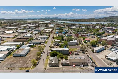 224 S Broad (A - W) St, Klamath Falls, OR 97601 - Photo 7